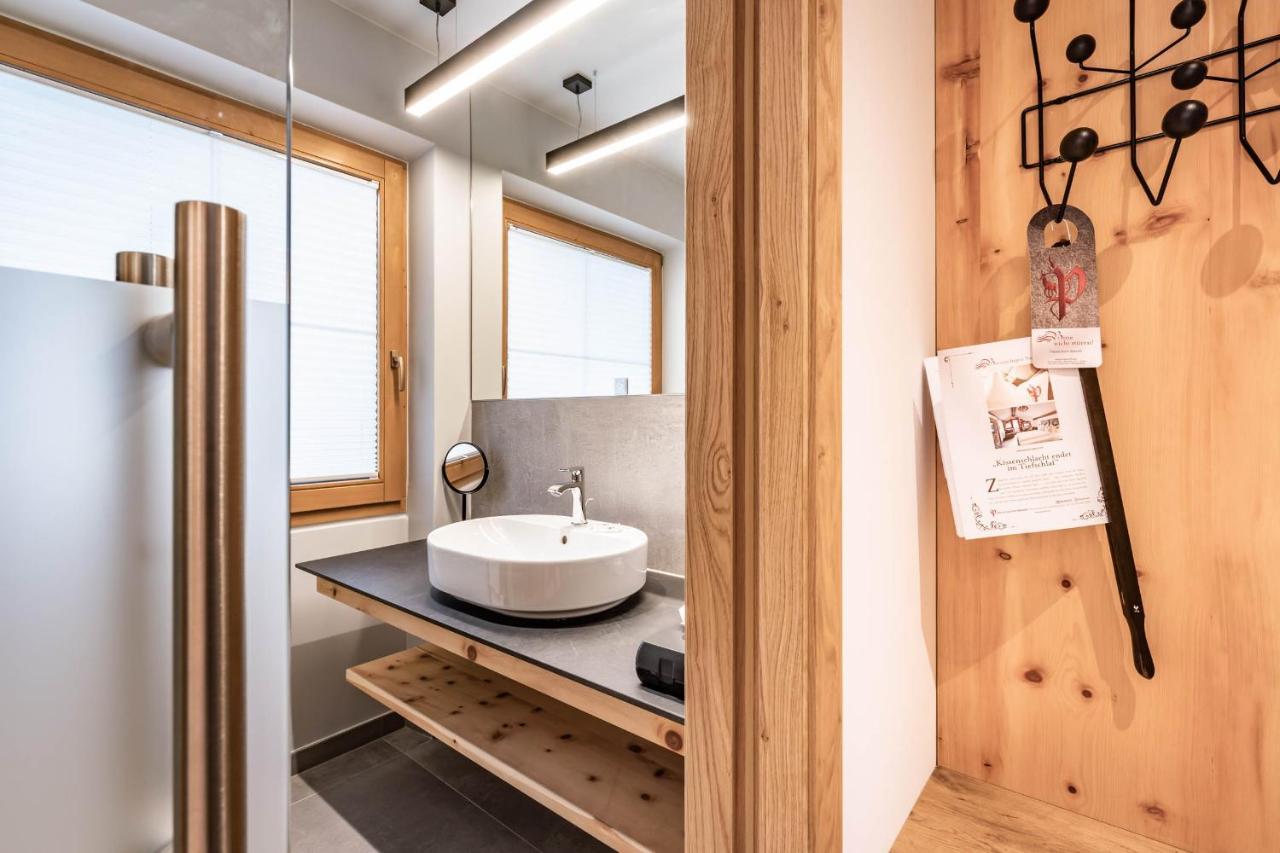 Hotel Gasthof Perauer Mayrhofen Ngoại thất bức ảnh
