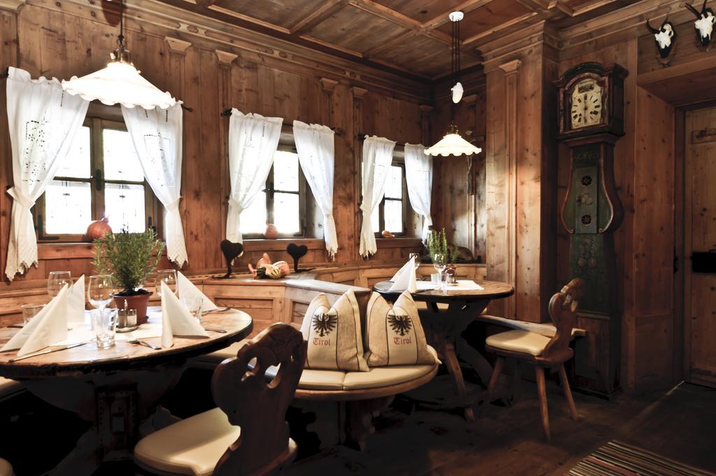 Hotel Gasthof Perauer Mayrhofen Ngoại thất bức ảnh