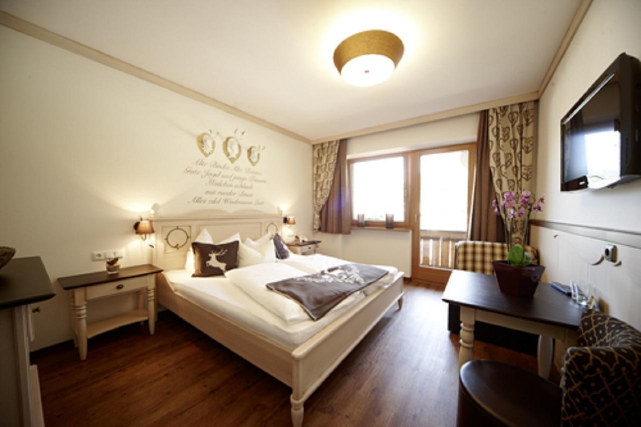 Hotel Gasthof Perauer Mayrhofen Ngoại thất bức ảnh