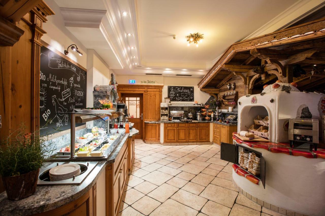 Hotel Gasthof Perauer Mayrhofen Ngoại thất bức ảnh